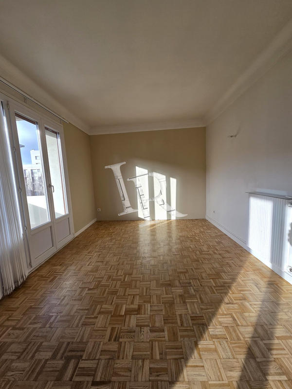 Appartement - 84 m² - 3 pièces