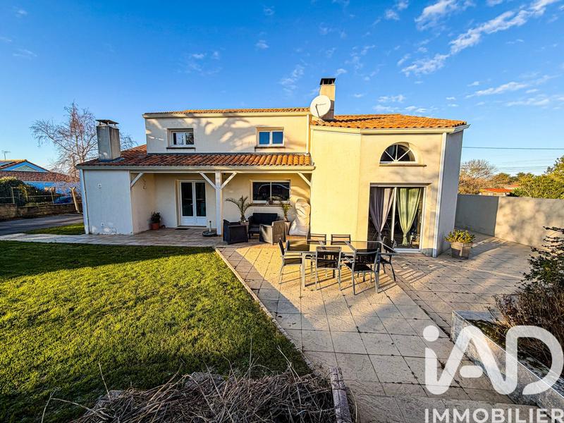 Maison - 153 m² - 4 pièces