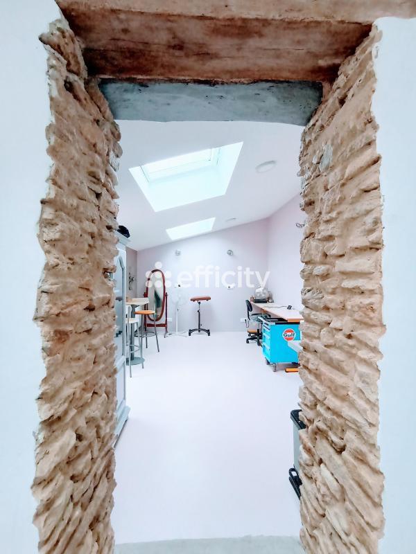 Maison - 156 m² - 8 pièces