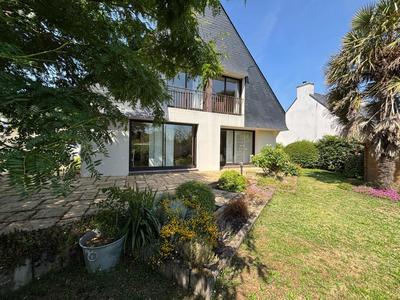 Maison - 152 m² - 6 pièces