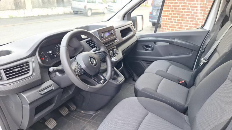 Renault Trafic Combi 9 Places 2.0 DCi 145 Zen - Entretien constructeur