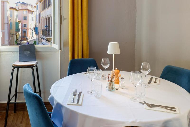 Fonds de commerce - 100 m²