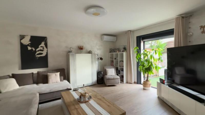 Maison - 76 m² - 4 pièces