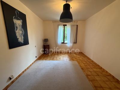 Maison - 155 m² - 6 pièces