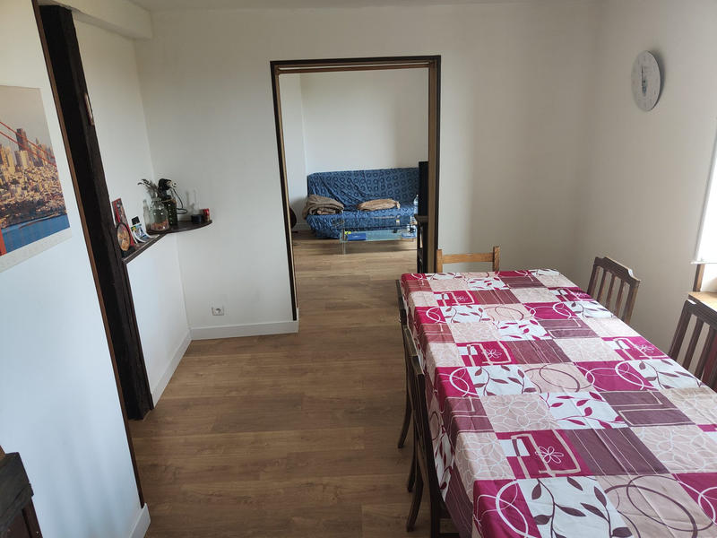 Maison - 90 m² - 3 pièces