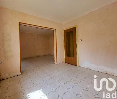 Maison - 84 m² - 5 pièces