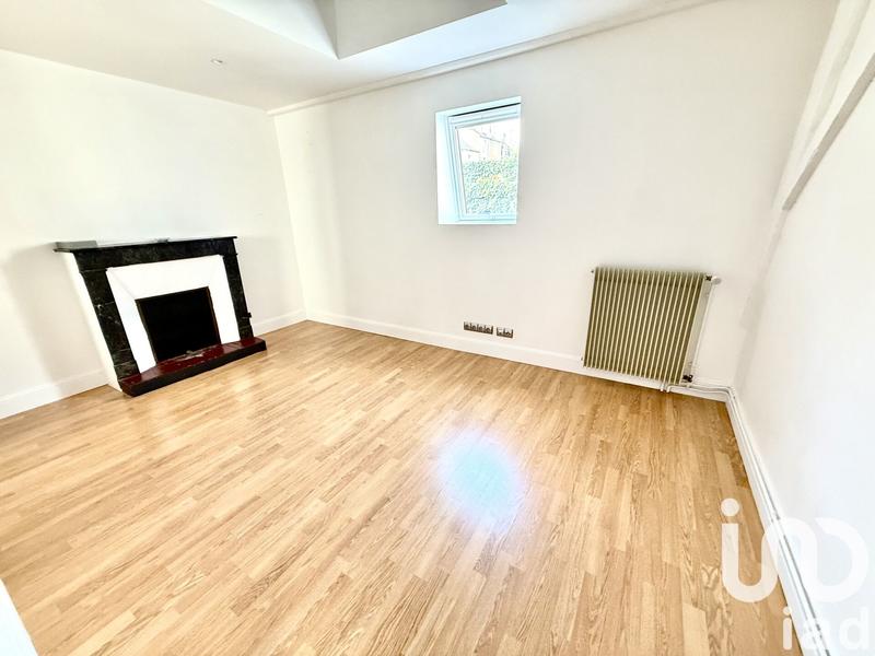 Maison - 177 m² - 9 pièces