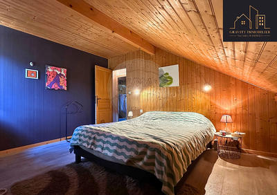 Maison - 110 m² - 5 pièces