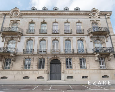 Appartement - 352 m² - 7 pièces