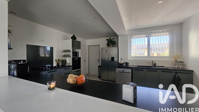 Maison - 110 m² - 4 pièces