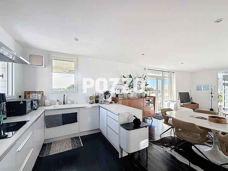 Appartement - 95 m² - 4 pièces