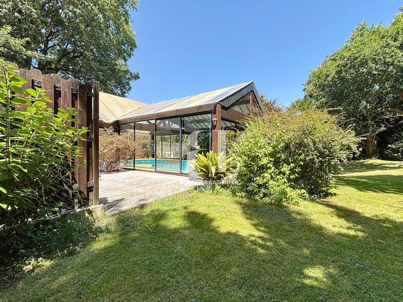 Longère - 298 m² - 5 pièces