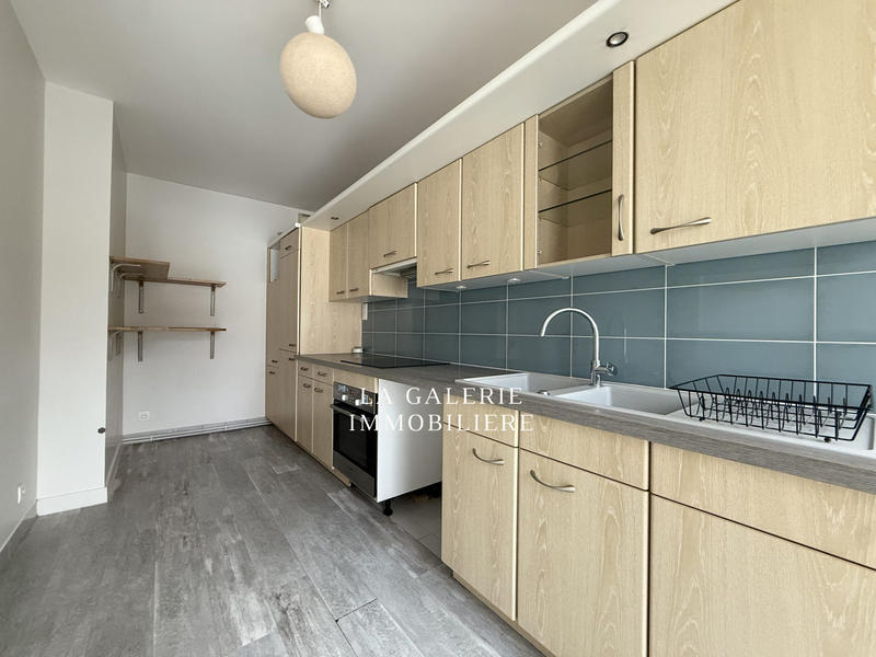 Appartement - 65 m² - 3 pièces