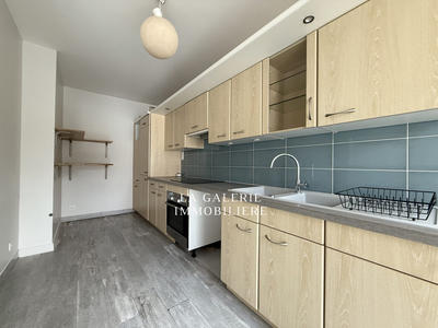 Appartement - 65 m² - 3 pièces