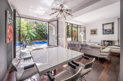 Maison - 172 m² - 9 pièces