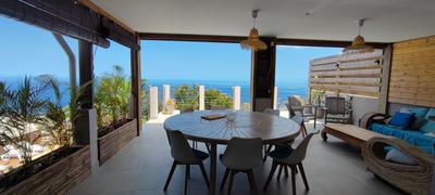 Maison - 216 m² - 9 pièces