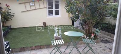 Maison de ville - 75 m² - 4 pièces