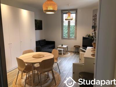 Chambre - 17 m² - 1 pièce