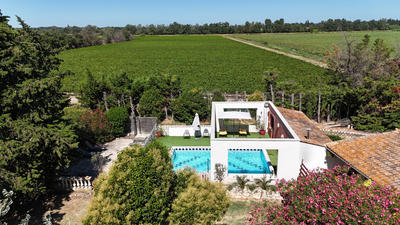 Propriété - 355 m² - 16 pièces