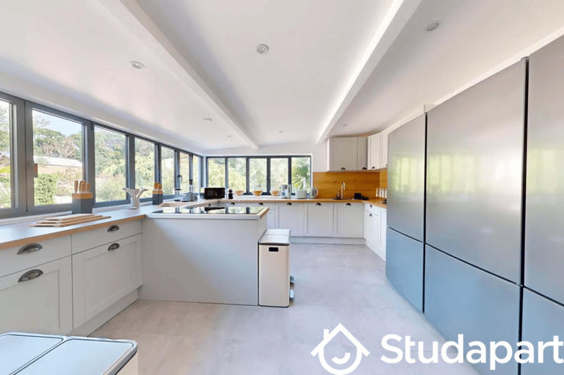 Maison - 500 m² - 22 pièces