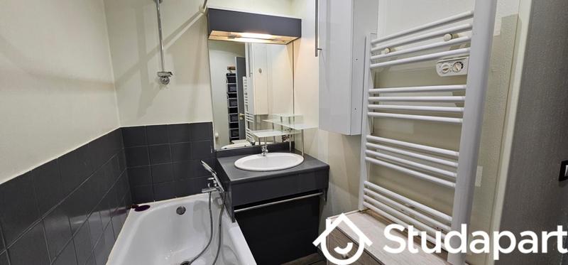 Chambre - 8 m² - 1 pièce