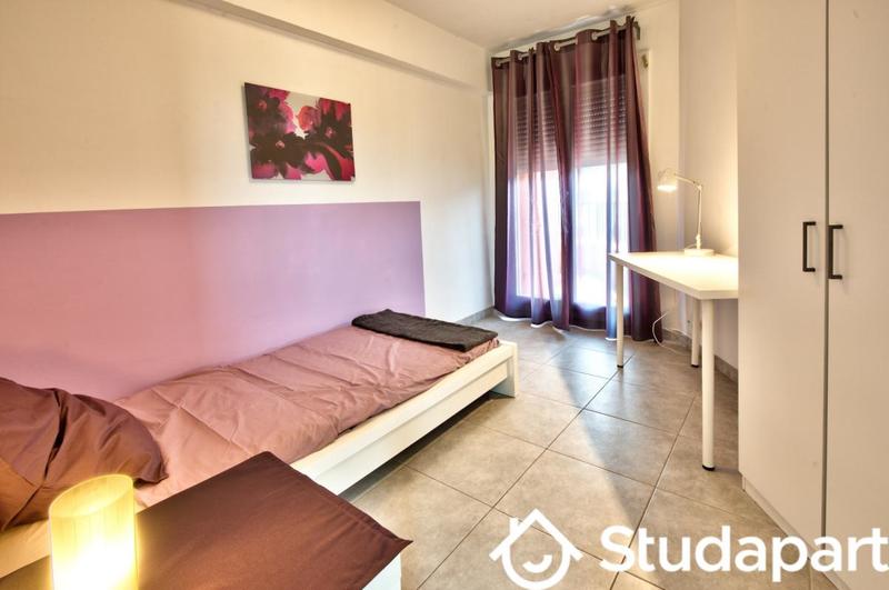 Chambre - 12 m² - 1 pièce