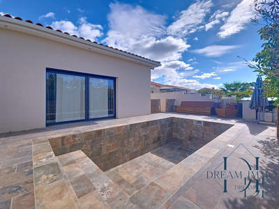 Villa - 136 m² - 5 pièces