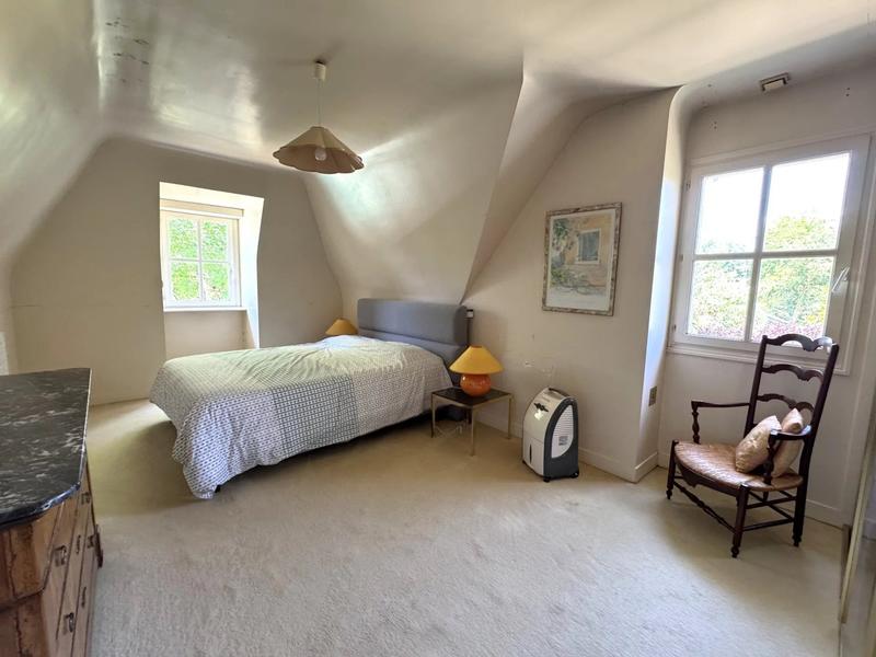 Maison - 182 m² - 7 pièces