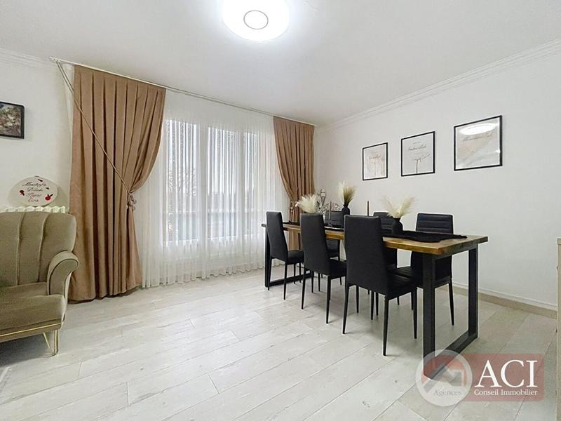 Appartement - 75 m² - 4 pièces