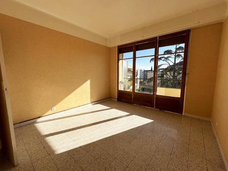 Appartement - 89 m² - 4 pièces