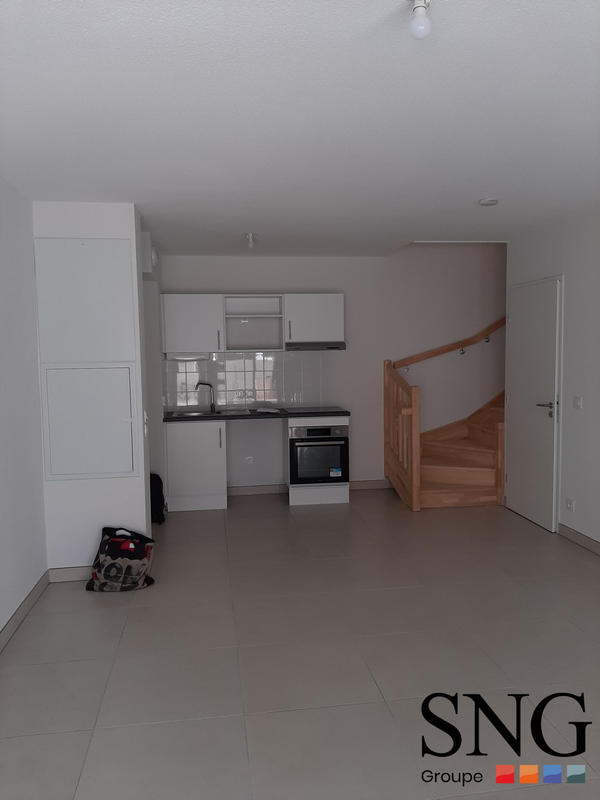 Appartement - 82 m² - 4 pièces