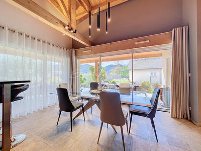 Villa - 163 m² - 7 pièces