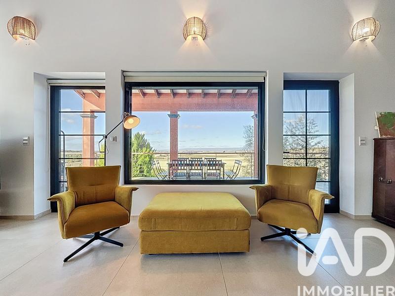 Maison - 185 m² - 7 pièces