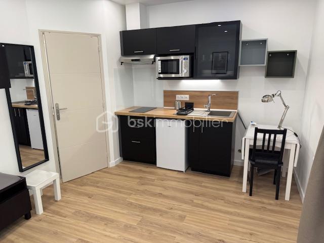 Immeuble - 210 m² - 15 pièces