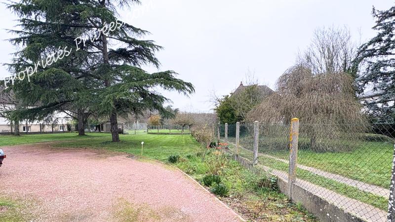 Terrain constructible - 2 014 m²