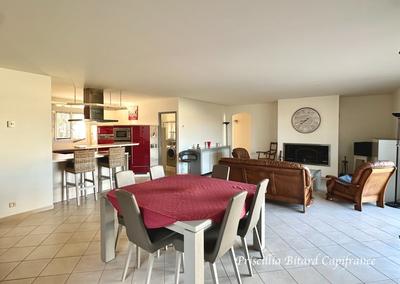 Maison - 120 m² - 4 pièces