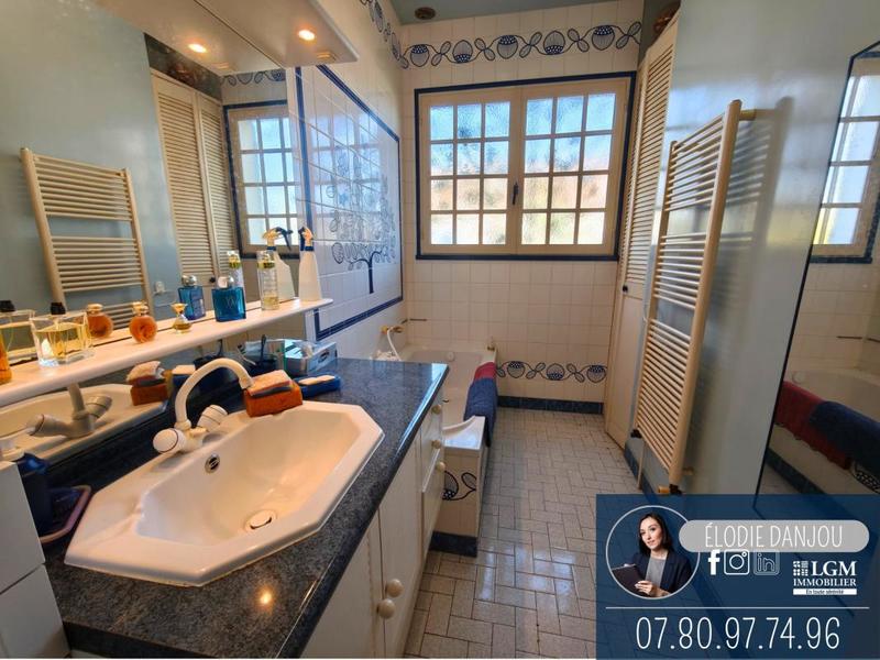 Maison - 105 m² - 4 pièces