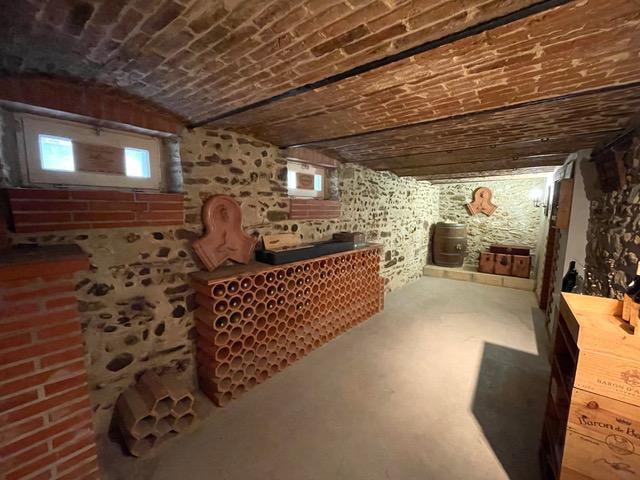 Maison ancienne - 285 m² - 10 pièces