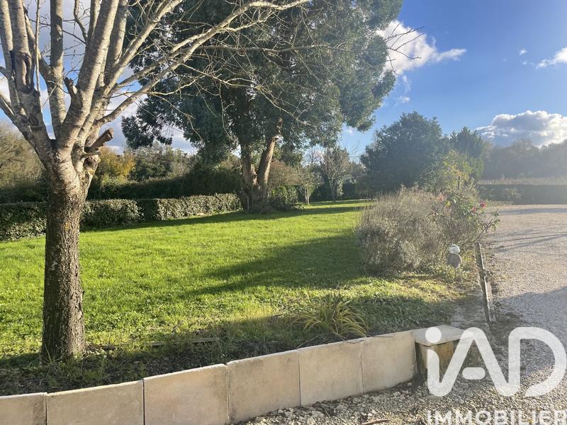 Maison - 205 m² - 7 pièces