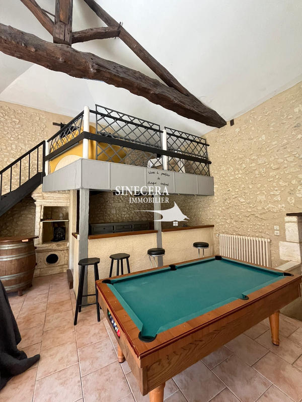 Maison - 200 m² - 5 pièces