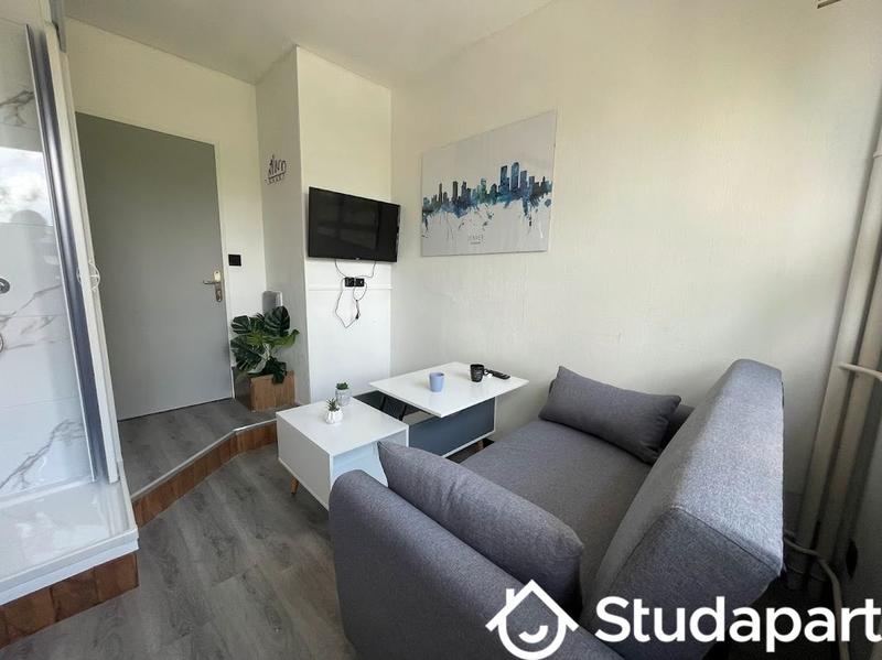 Chambre - 9 m² - 1 pièce