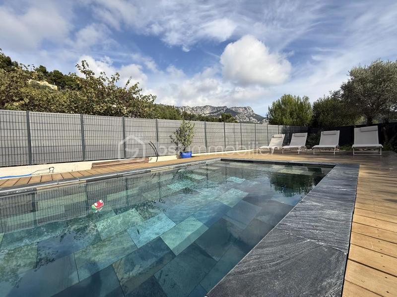 Appartement - 86 m² - 4 pièces