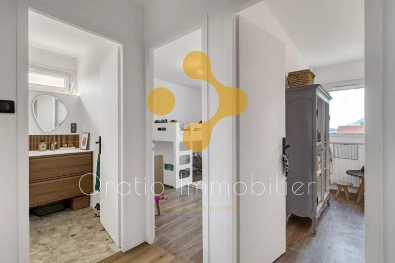 Appartement - 84 m² - 4 pièces