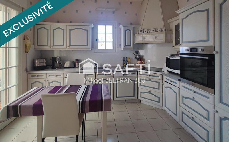 Maison - 250 m² - 8 pièces