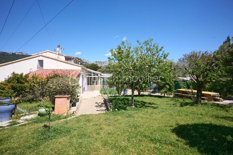 Maison - 165 m² - 7 pièces