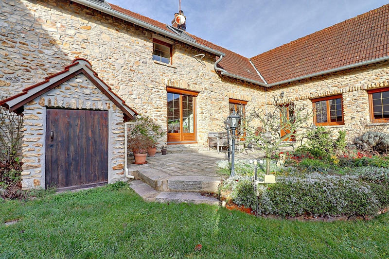 Maison ancienne - 152 m² - 6 pièces