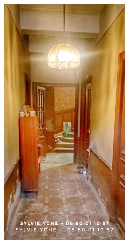 Maison ancienne - 335 m² - 8 pièces