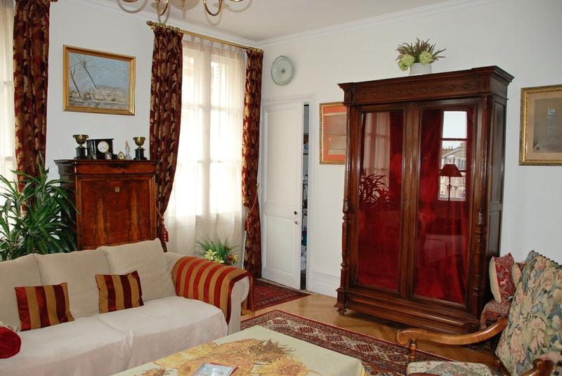 Appartement - 179 m² - 7 pièces