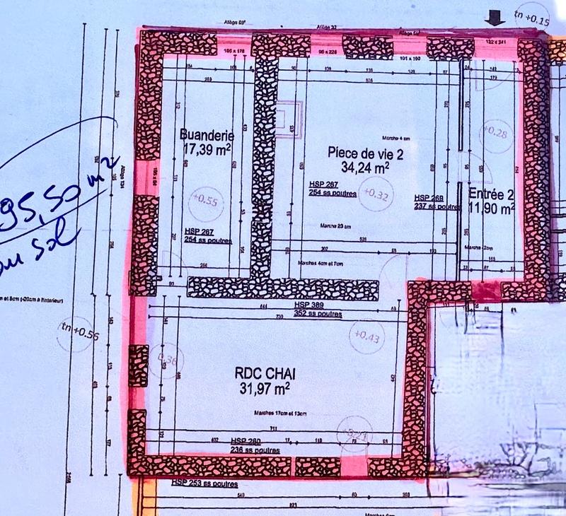 Maison - 95 m² - 4 pièces