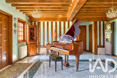 Maison - 280 m² - 7 pièces